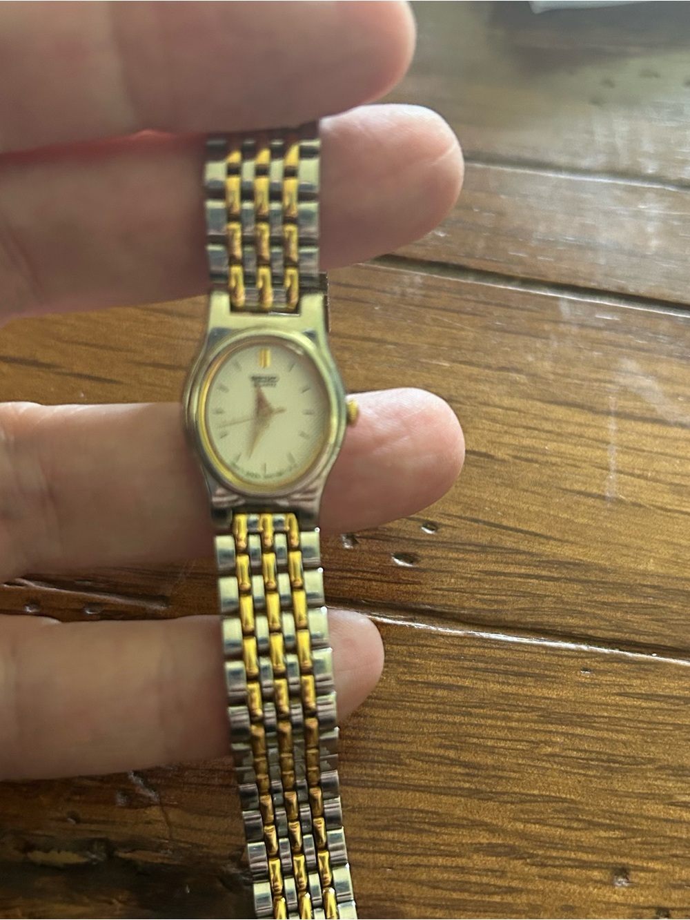 Seiko Vintage Two-Tone Gold and Silver Ladies Dress Watch